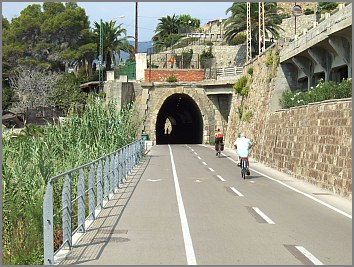 radweg san lorenzo san remo ligurische küste ligurien tunnel